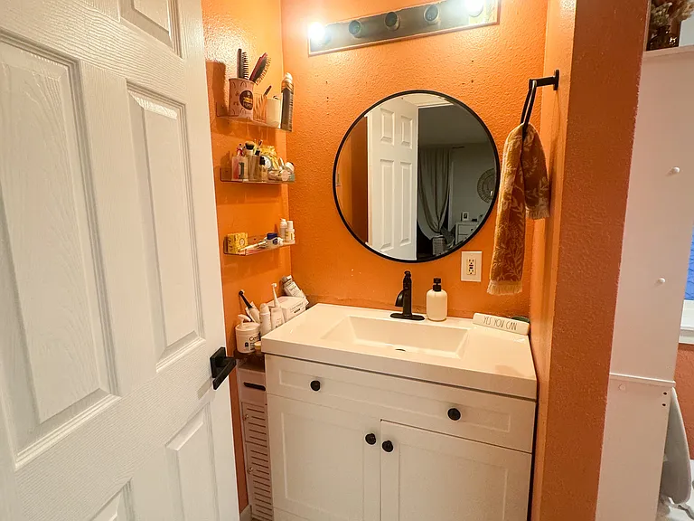 2703 S Cherokee St — Photo 18