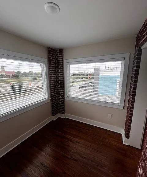 2529 E Admiral Pl #A — Photo 60
