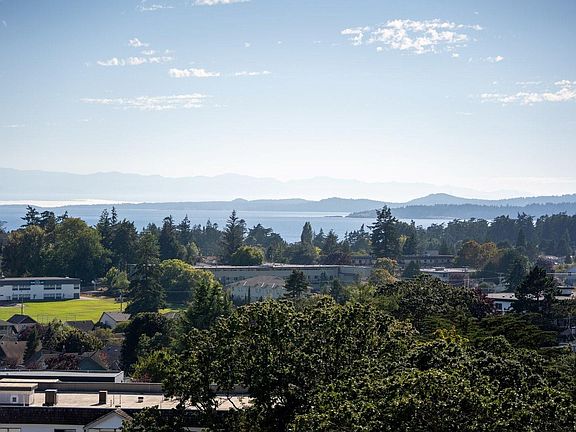 4th image of 899 Esquimalt Rd #905
