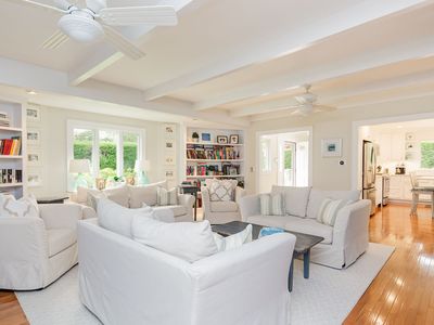 36 Corrigan St, Southampton, NY, 11968