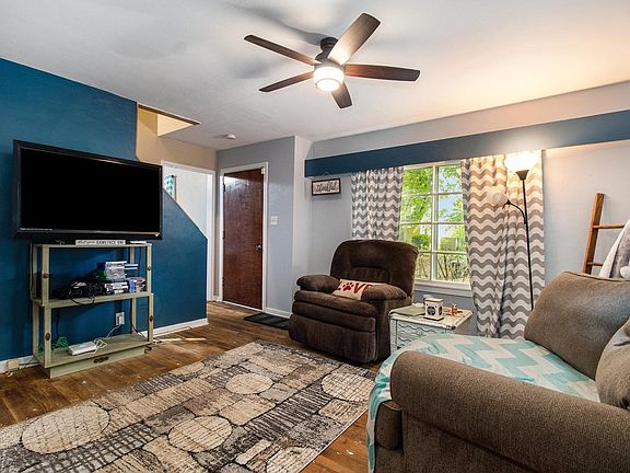 3rd image of 2333 Inglewood Ct