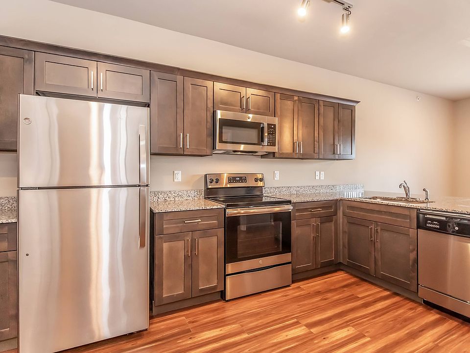 Cambium Apartments Studio 513 Kitchen