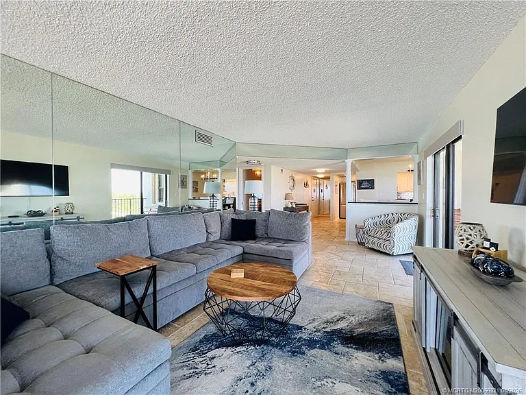 10044 S Ocean Dr #702 — Photo 29