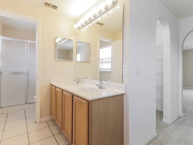 12466 Woodbury Cove Dr — Photo 11
