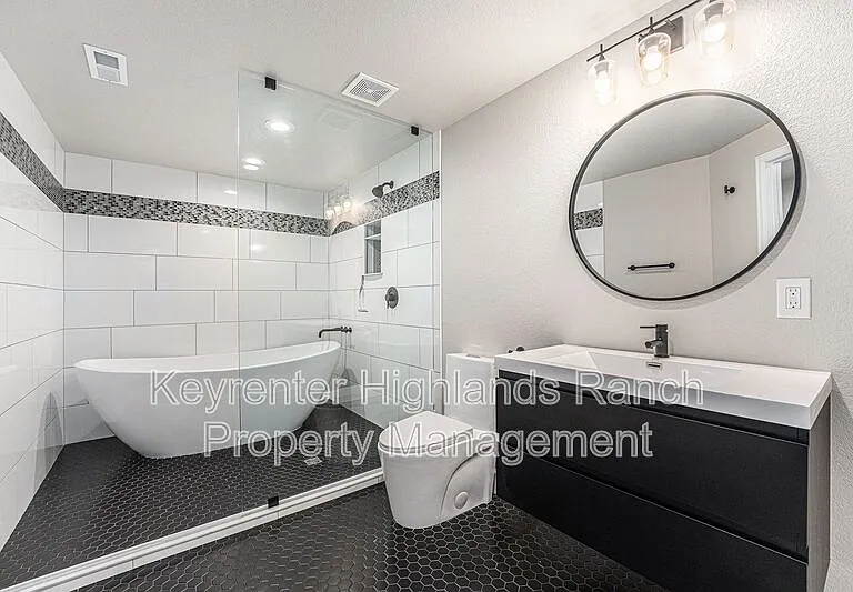 8504 Garden City Ave — Photo 19
