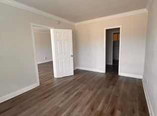 25 Menores Ave #11, Miami, FL 33134