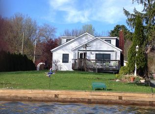 33 Bearfort Rd, West Milford, NJ 07480