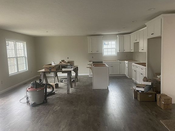 5th image of 132 Irene Ln