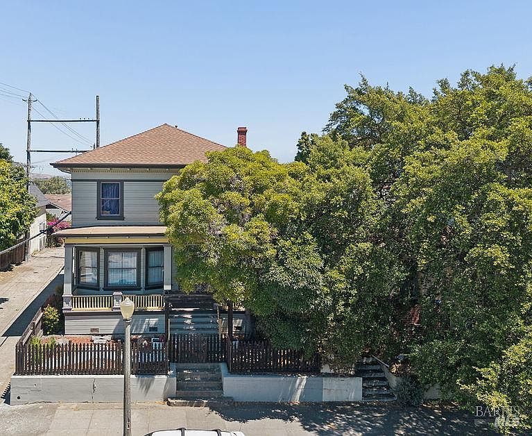 1st image of 1110 - 1112 Marin Street