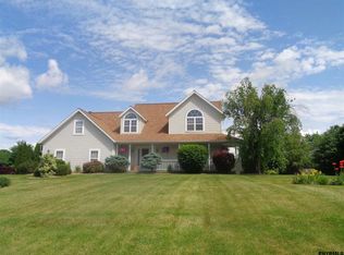 7 Kelly Meadow Rd, Burnt Hills, NY 12027