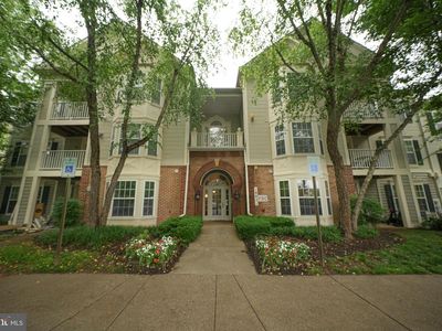 18821 Sparkling Water Dr APT T-2, Germantown, MD, 20874