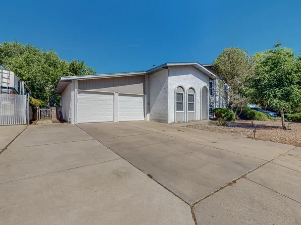 7713 Roberts St NE, Albuquerque, NM 87109