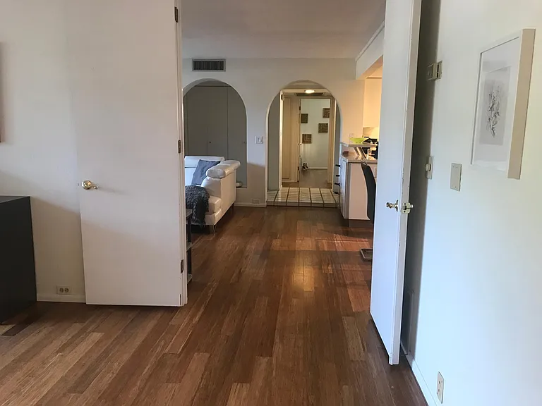7557 N Dreamy Draw Dr — Photo 6