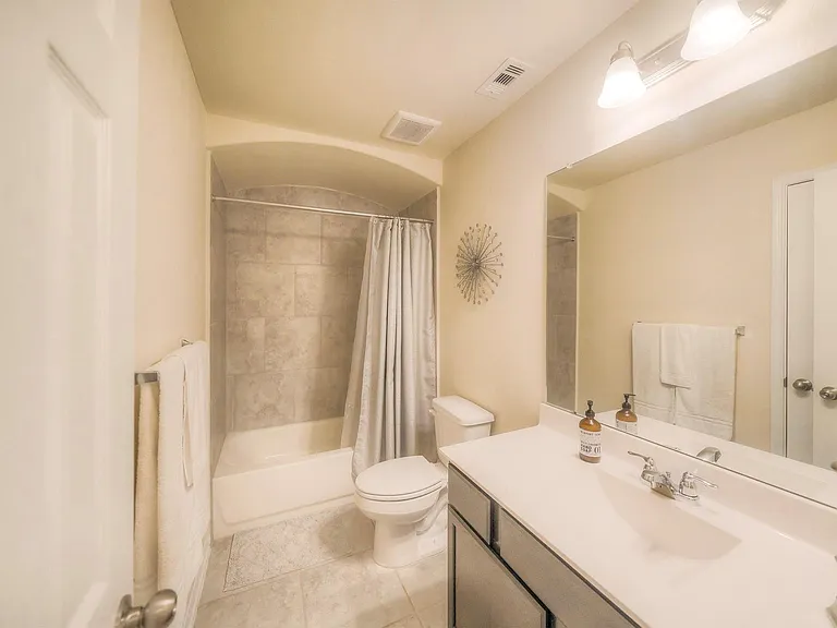 2311 Bright Sunrise Trl — Photo 17