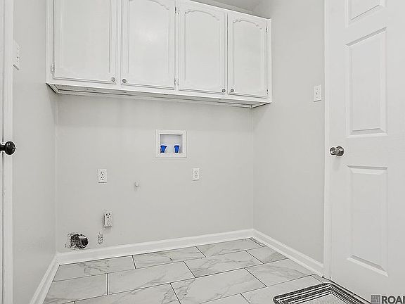 4th image of 2702 Magellan Dr