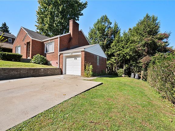 3rd image of 3942 Lawnview Ave