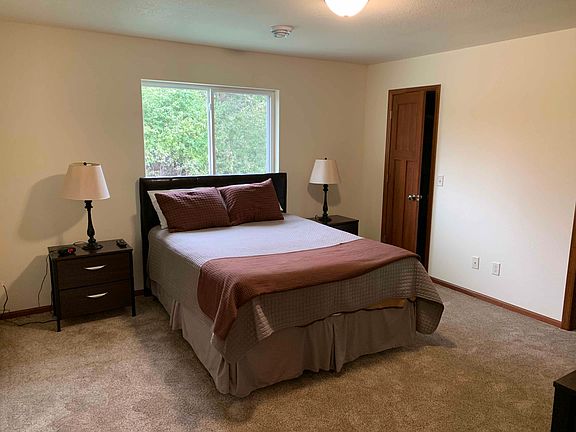 3rd image of 1660 Leila Ln