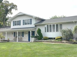 545 Pleasant St E, Hammonton, NJ 08037
