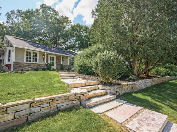 2538 S Shore Blvd, White Bear Township, MN 55110