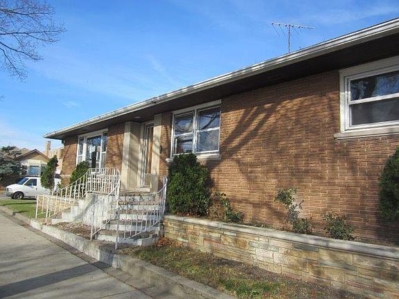 2nd image of 5359 S Washtenaw Ave
