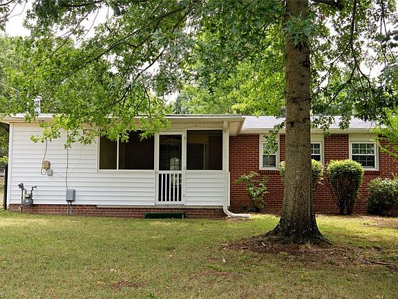 5th image of 731 Oakgrove Dr