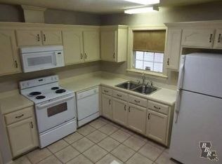 (Undisclosed Address), Thibodaux, LA 70301