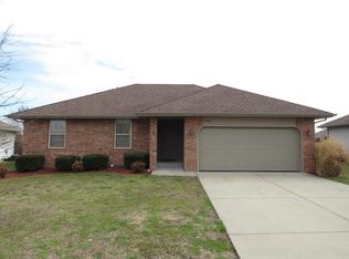 830 S Eric St, Springfield, MO 65802