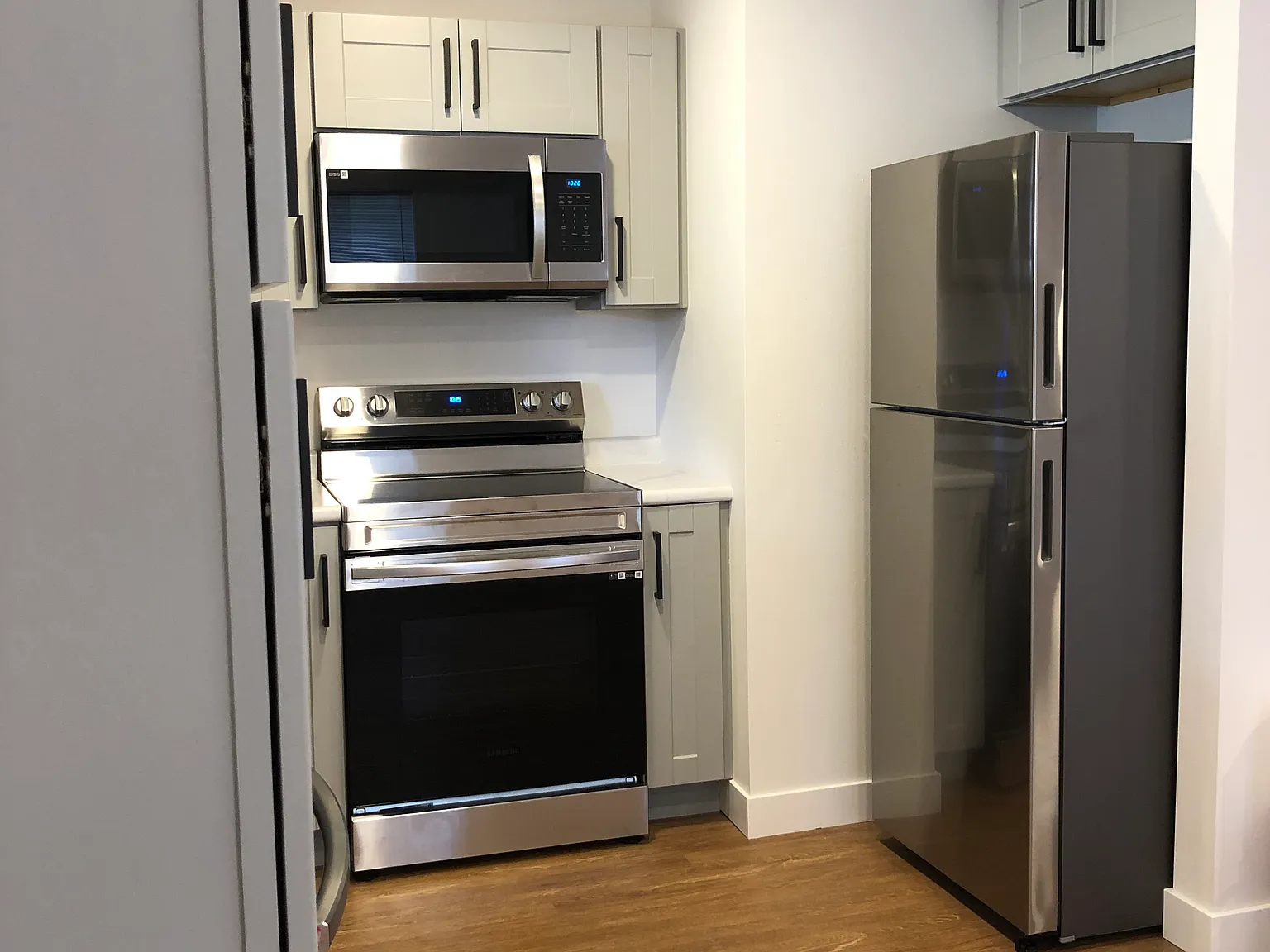307 E Jefferson St — Photo 2
