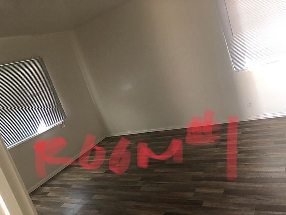 3rd image of 10339 S Gramercy Pl