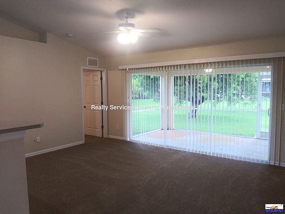 4th image of 1621 NW 6th Ave
