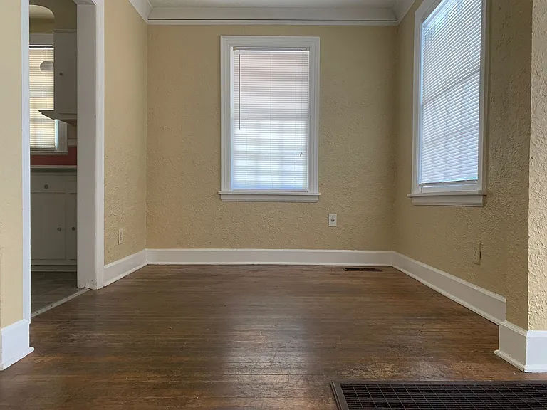 3734 Kearney Ave — Photo 4