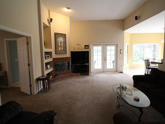 5th image of 1088 Old Coventry Ct