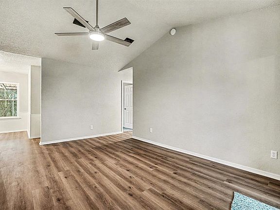 5th image of 5104 Gaines St
