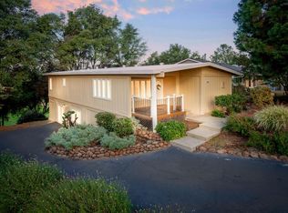 23166 Sunset Ridge Dr, Auburn, CA 95602