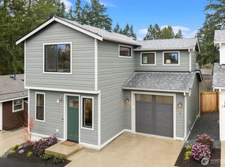 20701 82nd Ave W #A, Edmonds, WA 98026