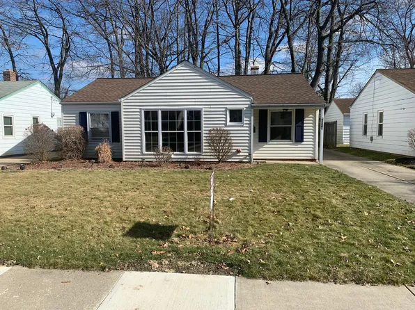 1241 Orchard Heights Dr, Mayfield Heights, OH 44124