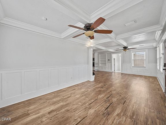 5th image of 1604 Tyndall Dr