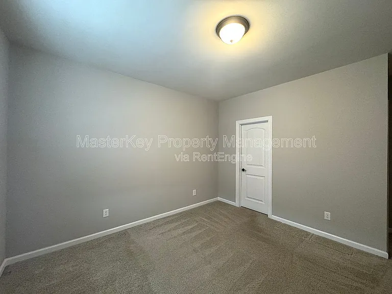 1904 Blue Jay Point — Photo 13