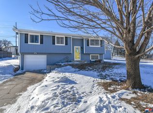 108 Laura Ln, Ceresco, NE 68017