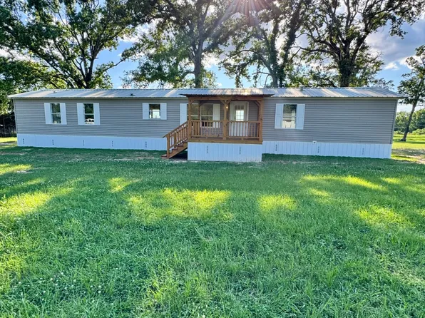 126 Roberts Rd, Logansport, LA 71049