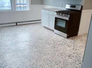 111 Ring St #3, Providence, RI 02909