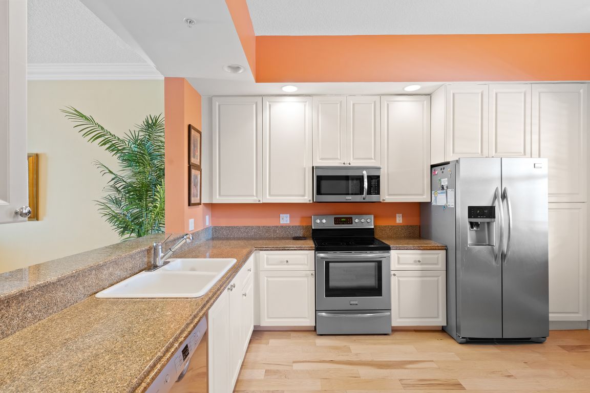 next background image