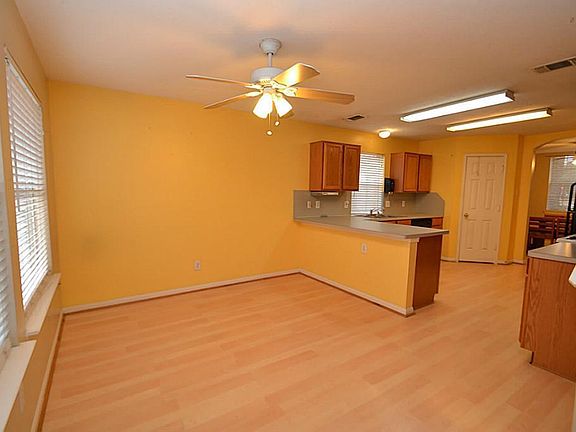 2nd image of 5431 Bear Hunters Dr