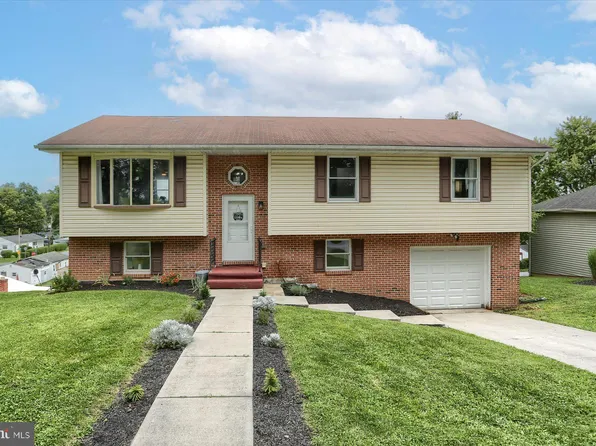 2112 Wayne Ave, Harrisburg, PA 17109