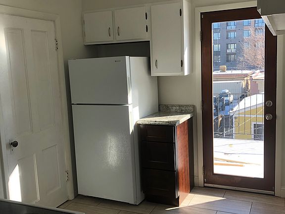 3rd image of 364 N Sherman St