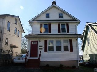 29 Hill St, Bloomfield, NJ 07003