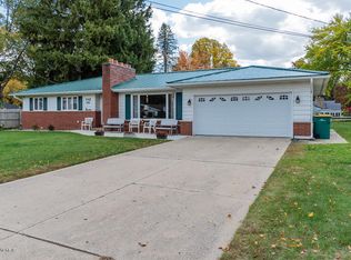 480 S Moorland Dr, Battle Creek, MI 49015