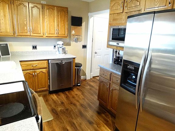 5th image of 1510 Cantebury Cir
