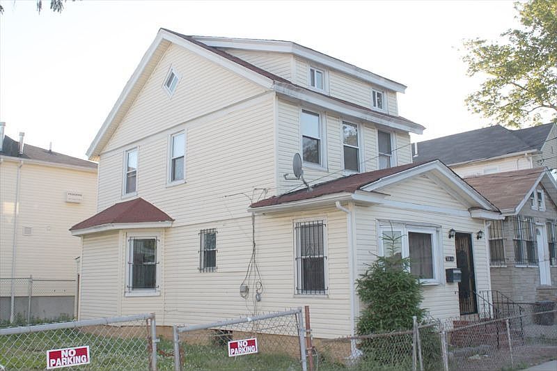 1st image of 10464 165th St