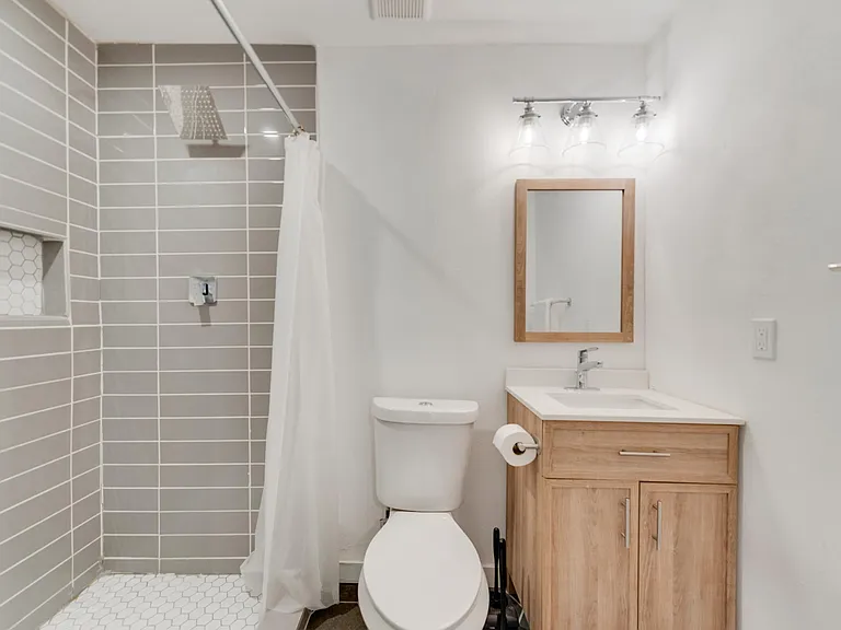 11828 Oberlin Dr — Photo 23